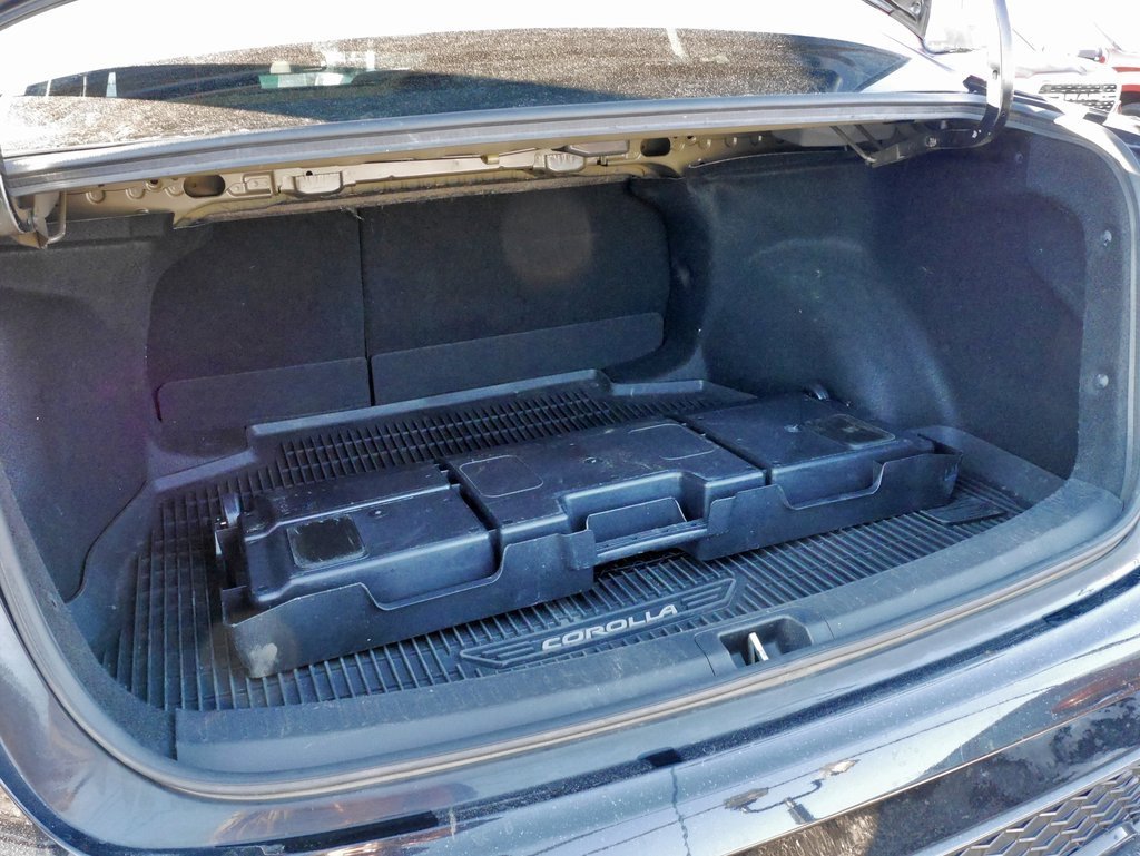 Used 2020 Toyota Corolla SE image 15