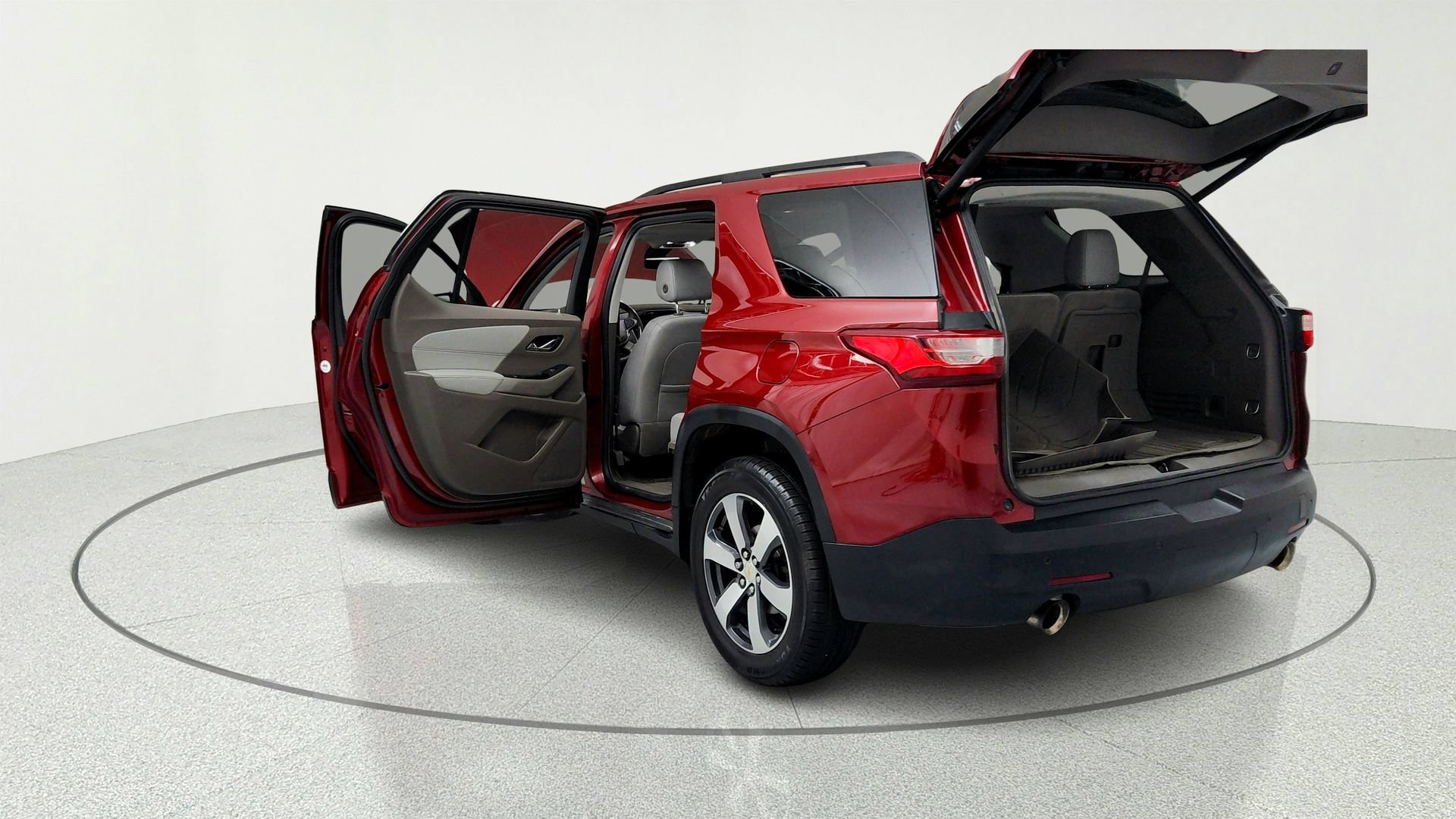 Used 2019 Chevrolet Traverse LT w/ LT Premium Package FWD image 11