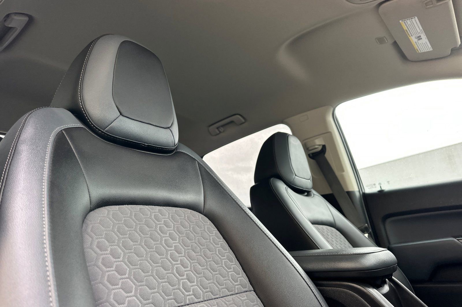 Used 2018 Chevrolet Colorado Z71 w/ Z71 Midnight Edition image 20