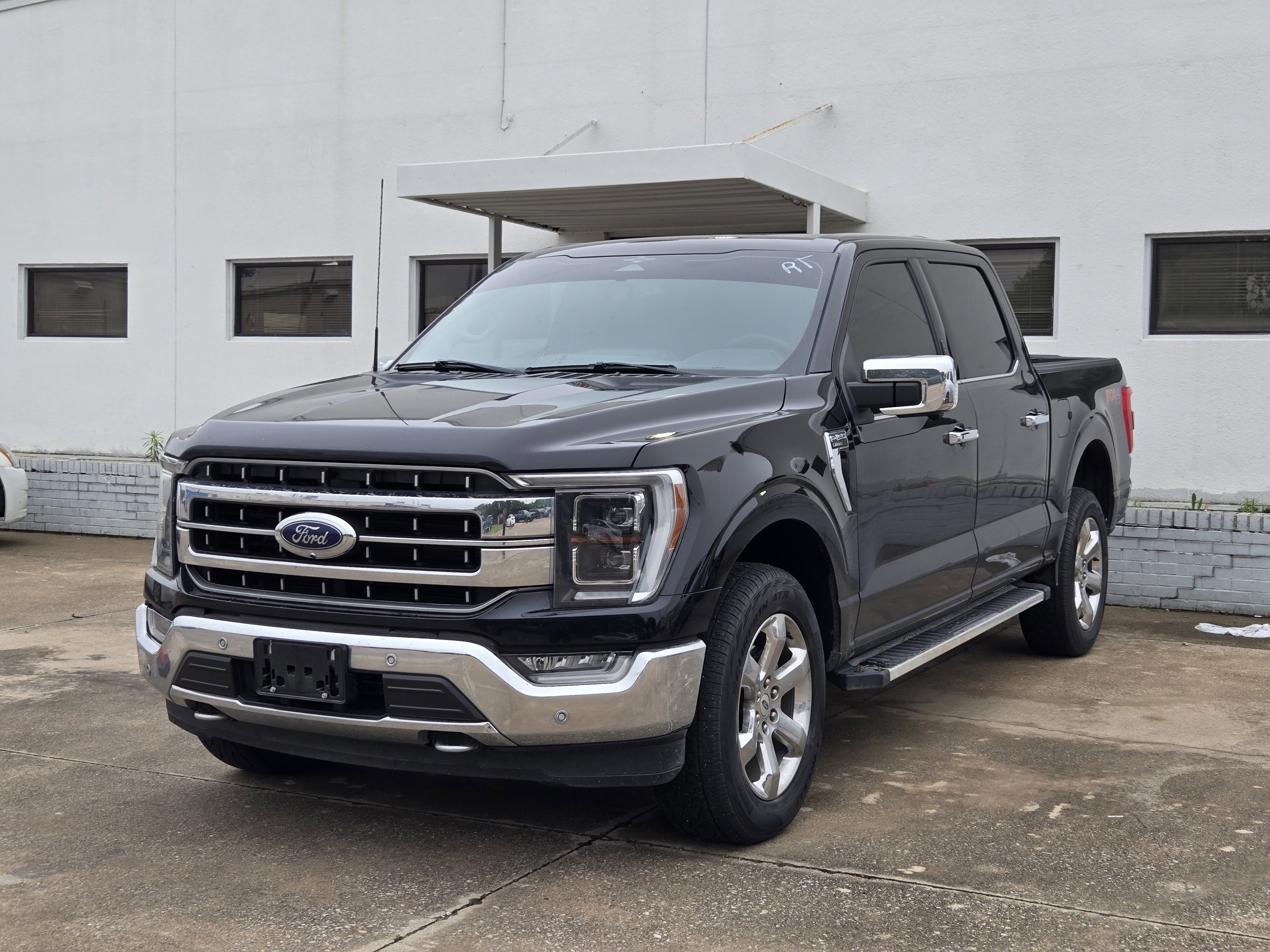 Certified 2023 Ford F150 Lariat w/ Equipment Group 502A High AWD/4WD image 3