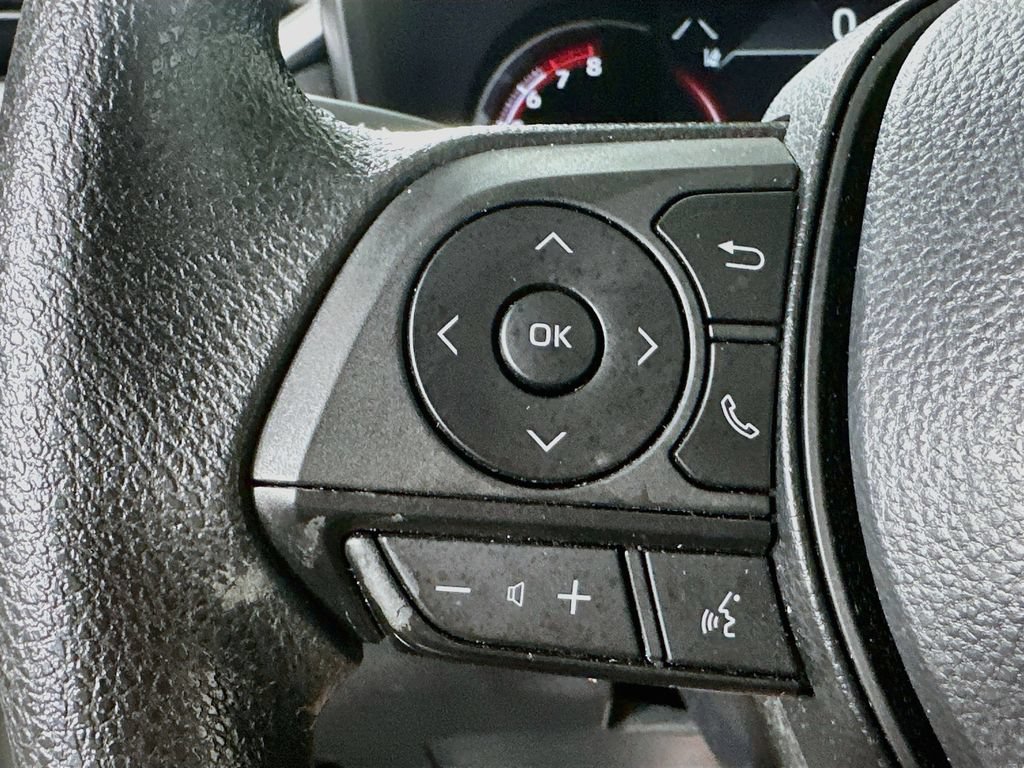 Used 2023 Toyota RAV4 LE AWD/4WD image 24