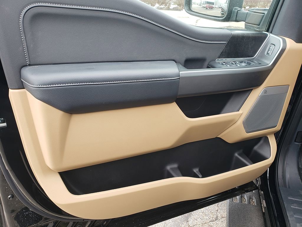 New 2026 Ford F250 XLT w/ XLT Premium Package image 13