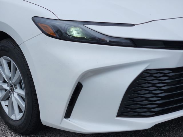 New 2026 Toyota Camry LE image 7