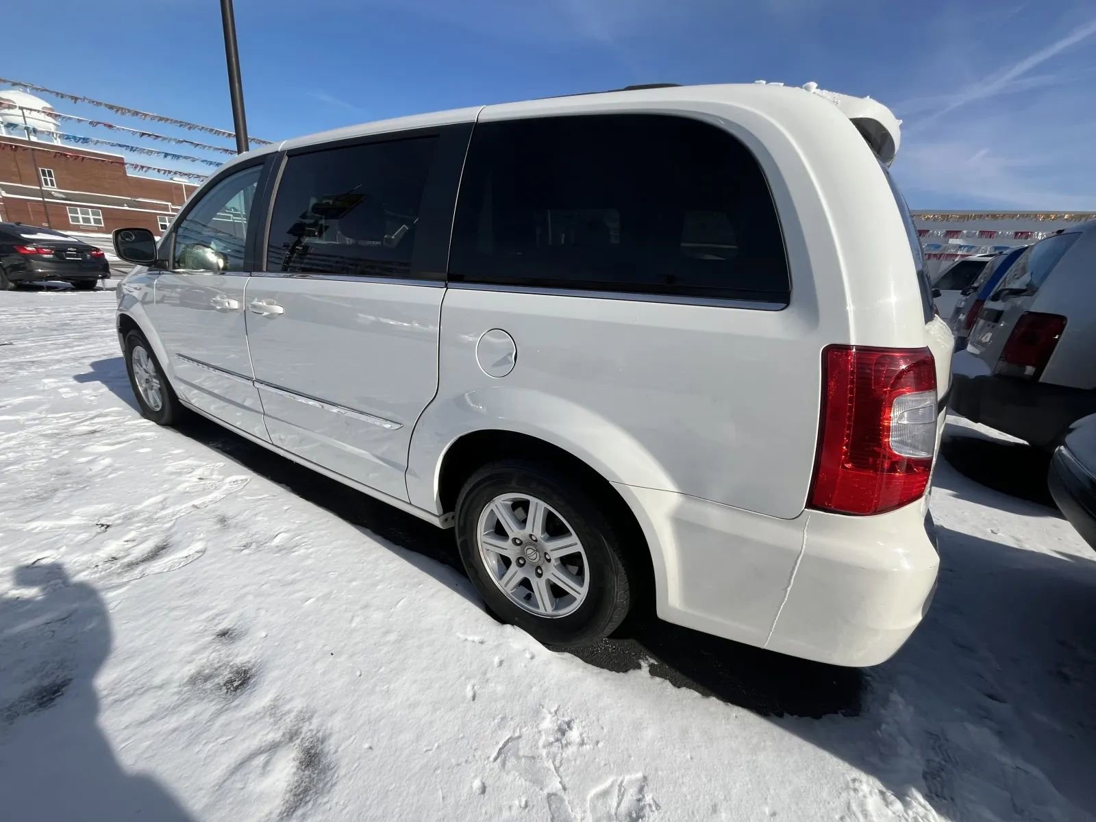 Used 2012 Chrysler Town & Country Touring w/ Entertainment Group #1 image 4