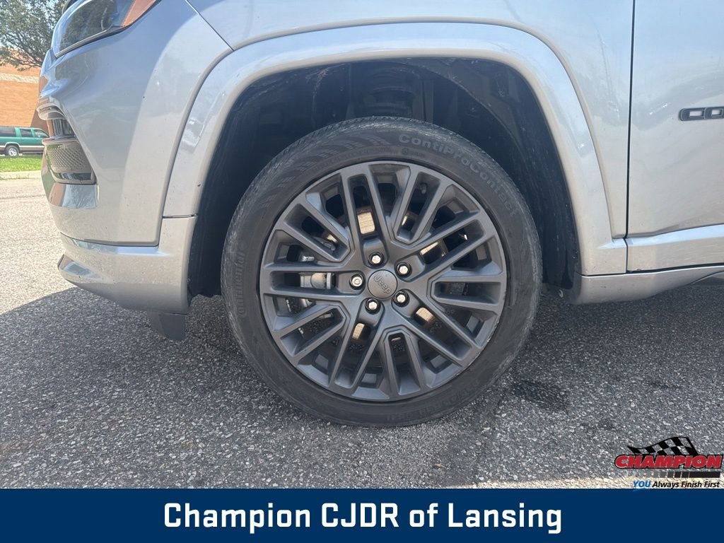 Used 2023 Jeep Compass High Altitude AWD/4WD image 9