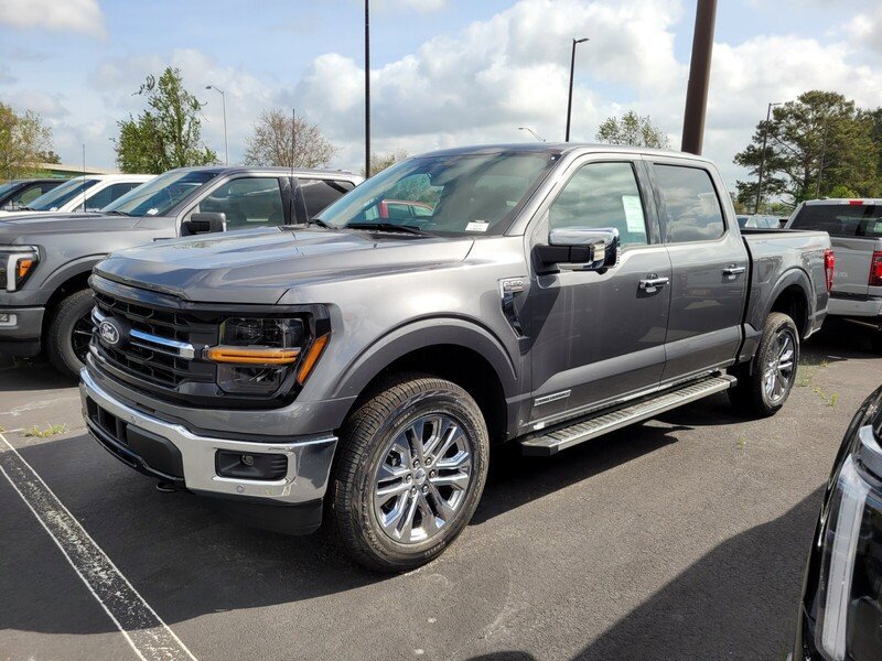 New 2025 Ford F150 XLT w/ Equipment Group 303A High AWD/4WD image 25
