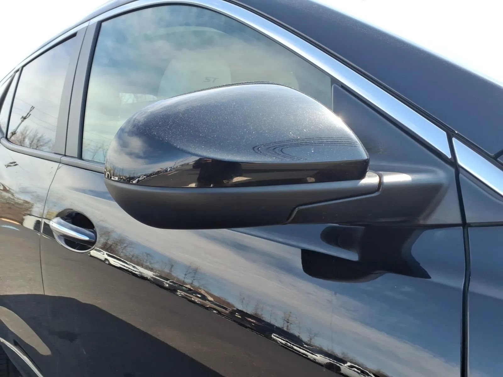 Used 2024 Buick Encore GX Sport Touring image 10