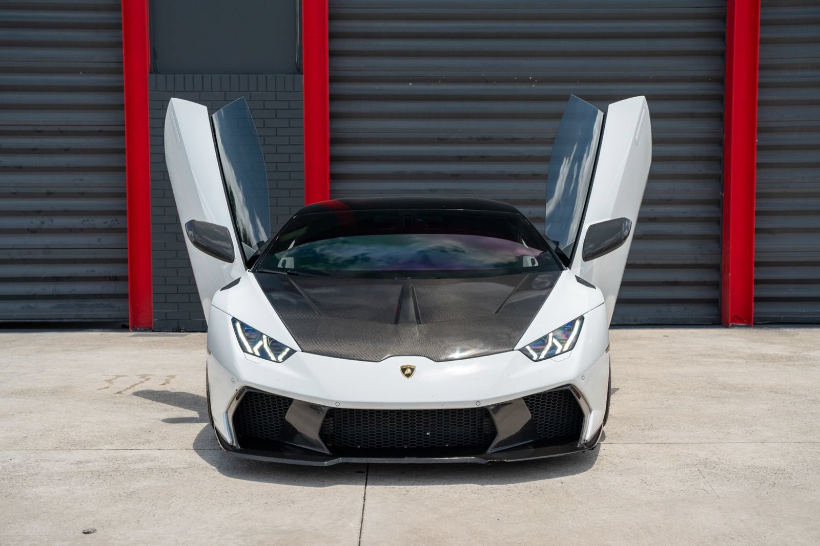 Used 2015 Lamborghini Huracan LP 610-4 AWD/4WD image 22