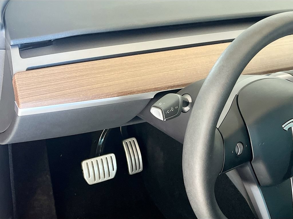 Used 2024 Tesla Model Y Performance AWD/4WD image 10