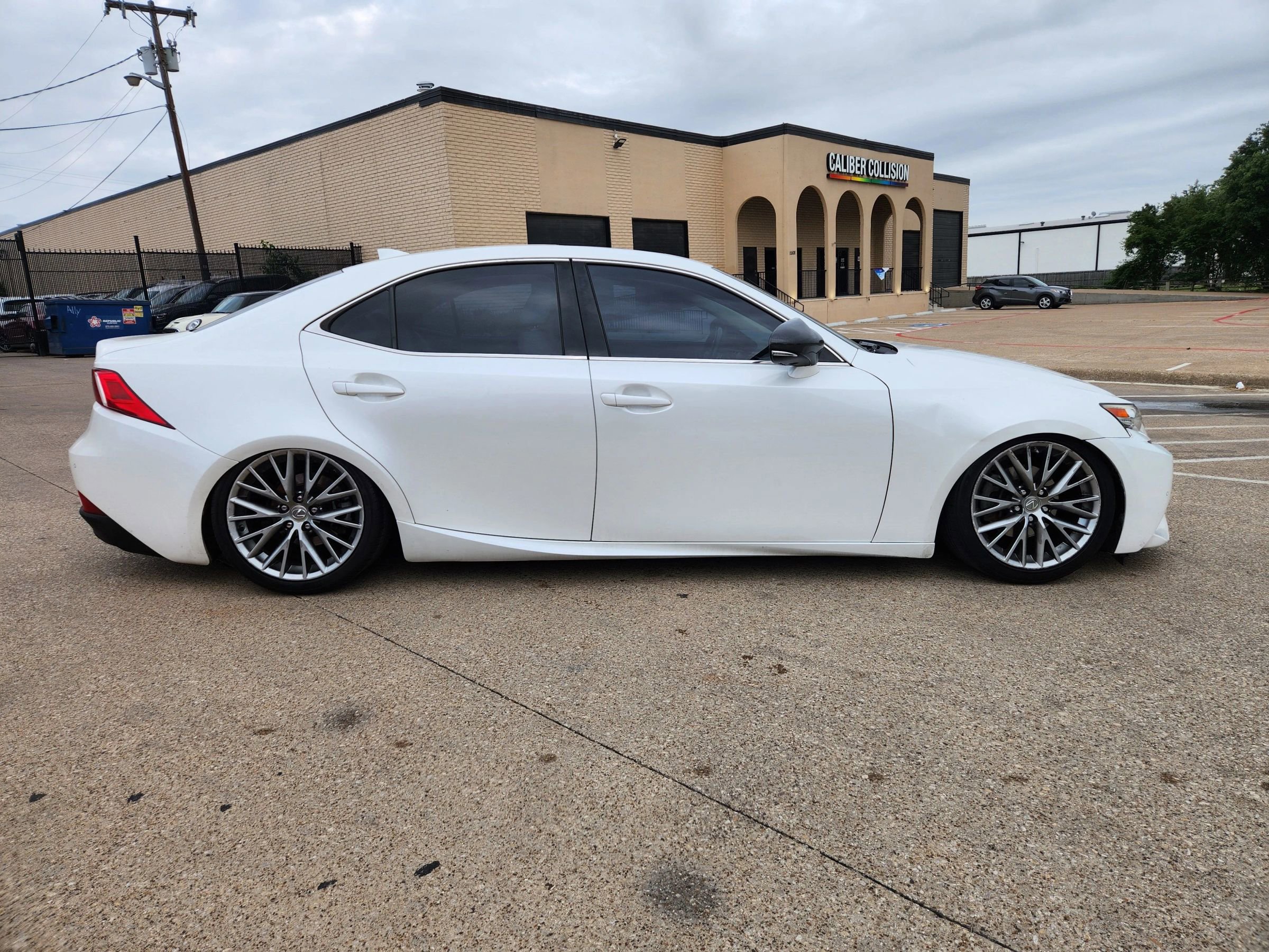 Used 2015 Lexus IS 250 w/ Navigation System Package RWD image 6