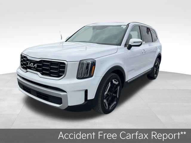 Certified 2025 Kia Telluride S image 4