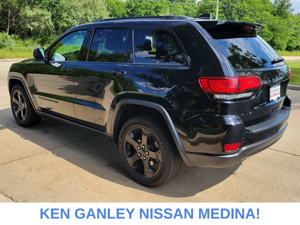 Used 2021 Jeep Grand Cherokee Freedom Edition AWD/4WD image 5