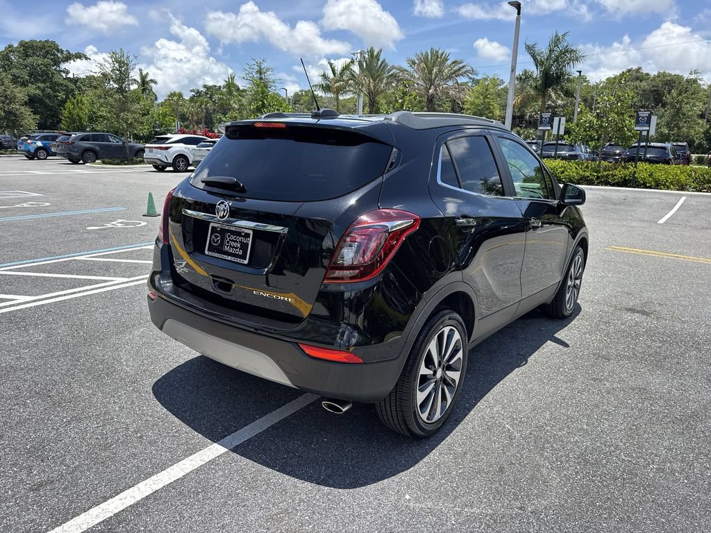 Used 2021 Buick Encore Preferred w/ Safety Package FWD image 3