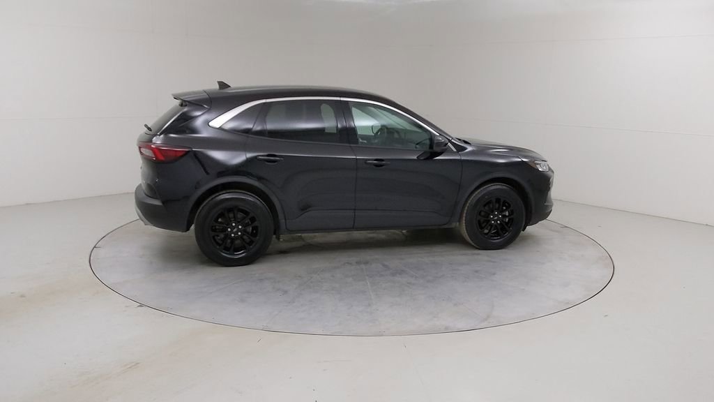 Certified 2023 Ford Escape Active w/ Tech Pack #2 image 12