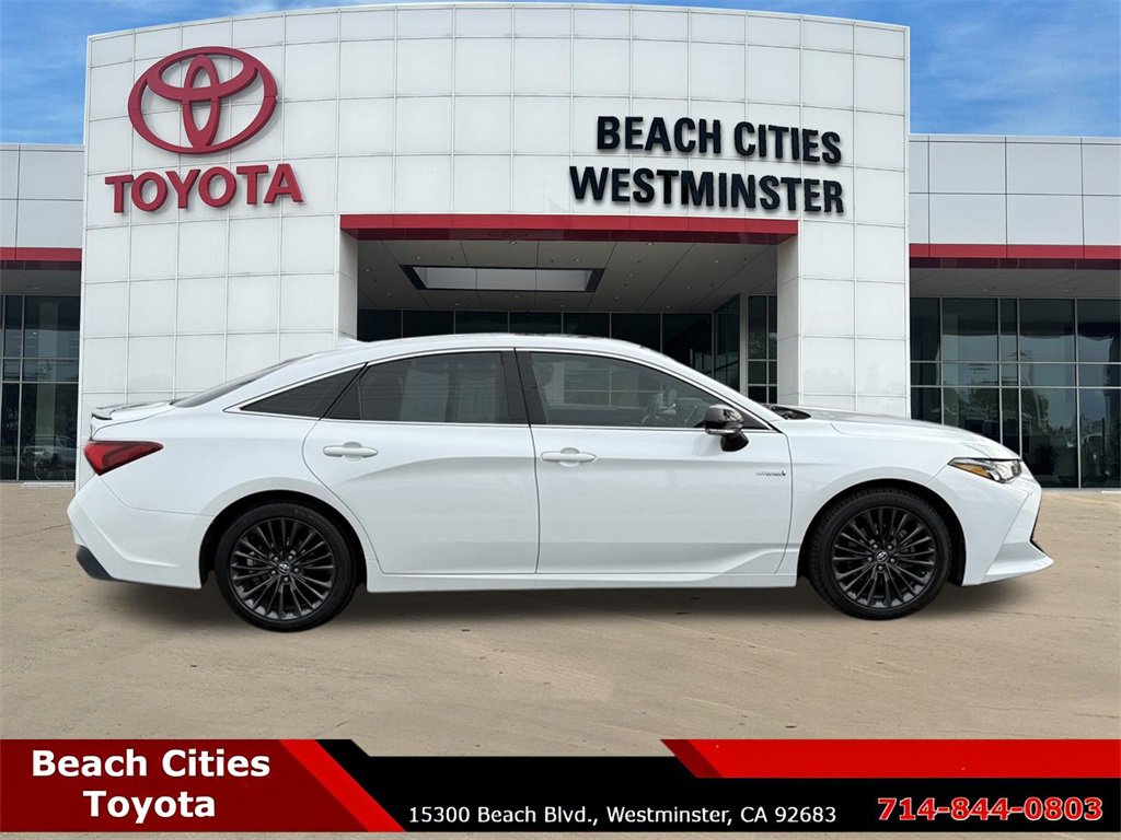 Certified 2020 Toyota Avalon XSE image 13