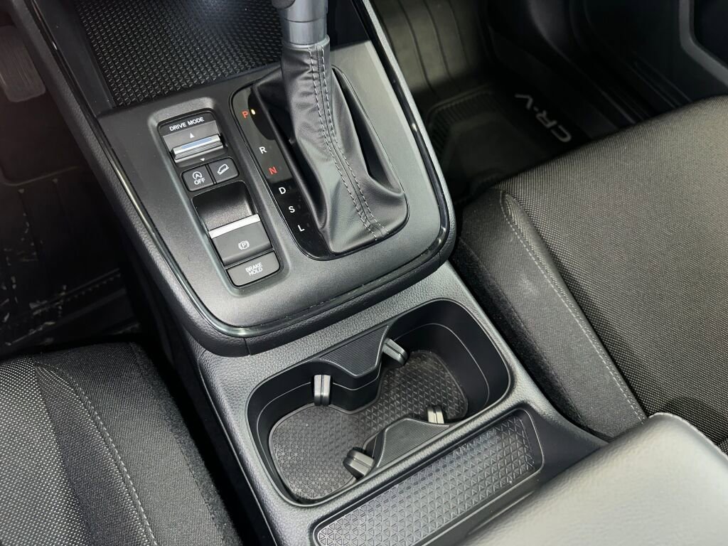Used 2025 Honda CR-V LX image 13