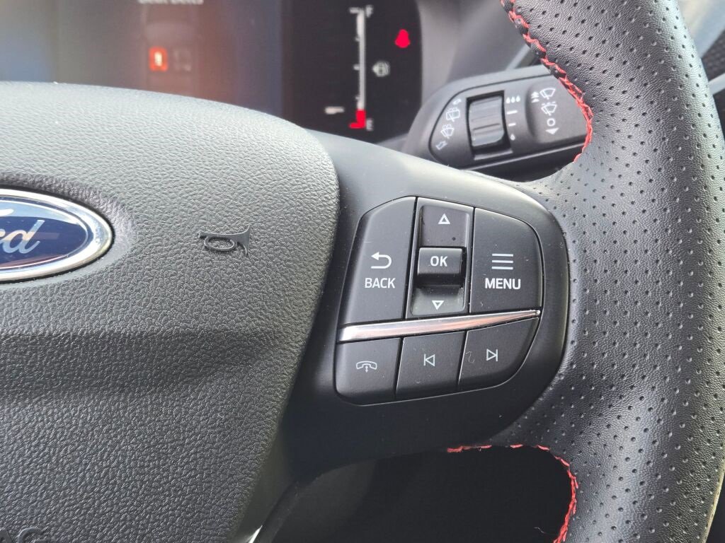 Used 2025 Ford Escape ST-Line Select image 33