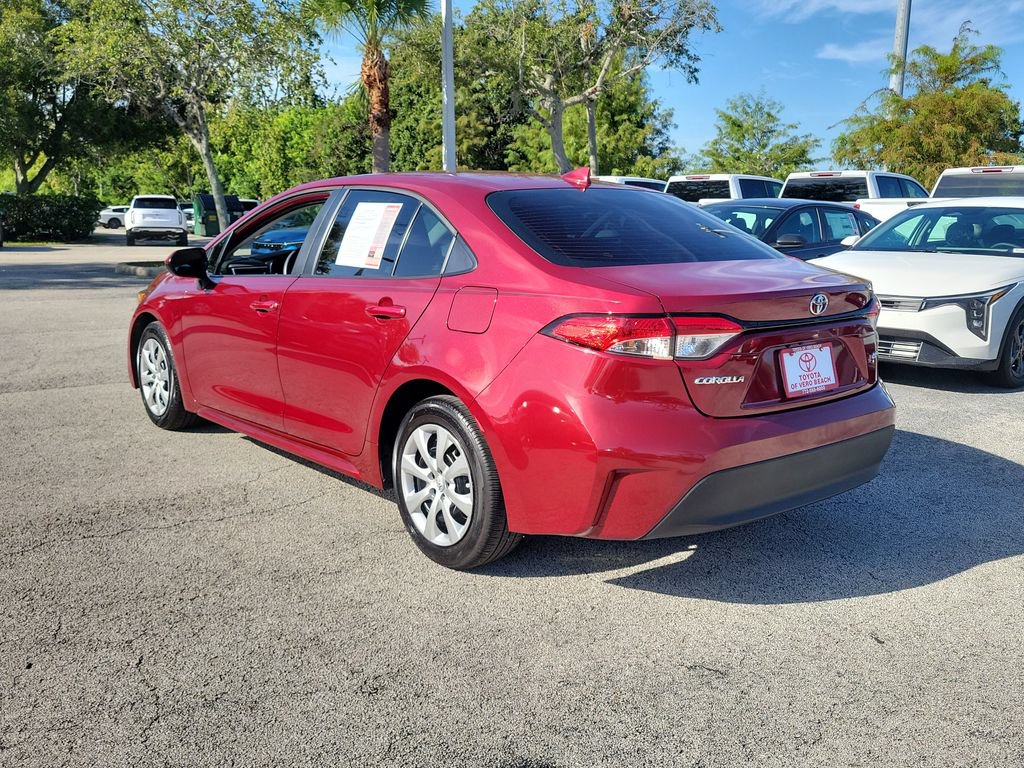 Used 2024 Toyota Corolla LE FWD image 6