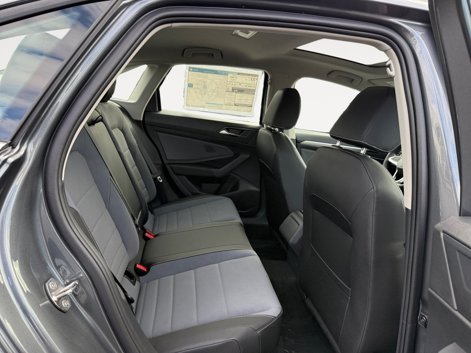 New 2027 Volkswagen Jetta SE FWD image 18