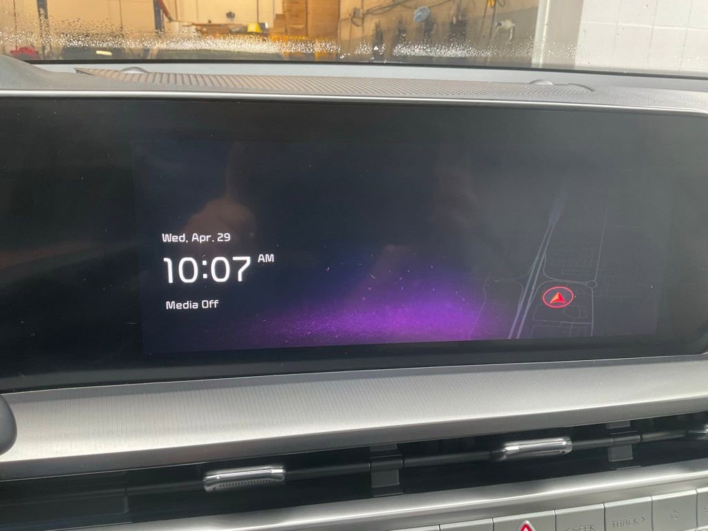 Used 2024 Kia Telluride S w/ S Sunroof Package FWD image 14