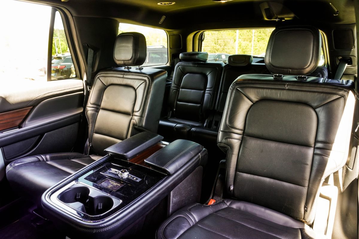 Used 2021 Lincoln Navigator Reserve image 36