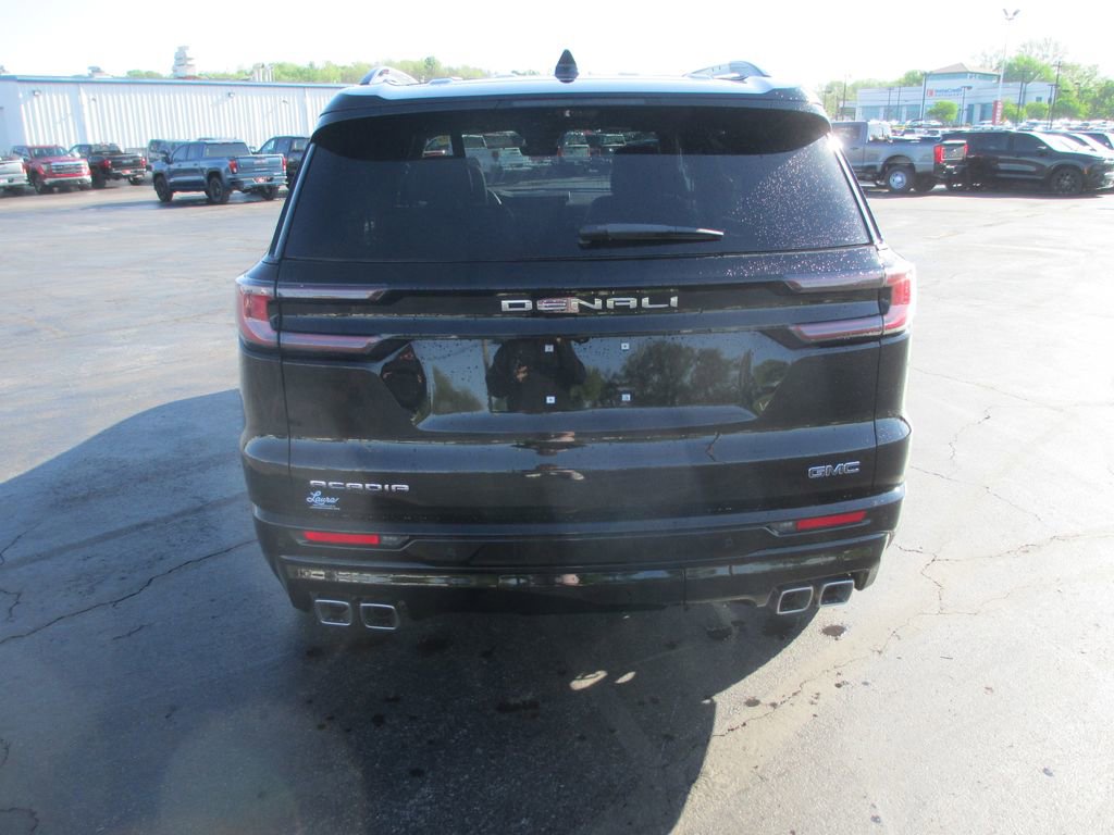 Used 2026 GMC Acadia Denali Ultimate image 7