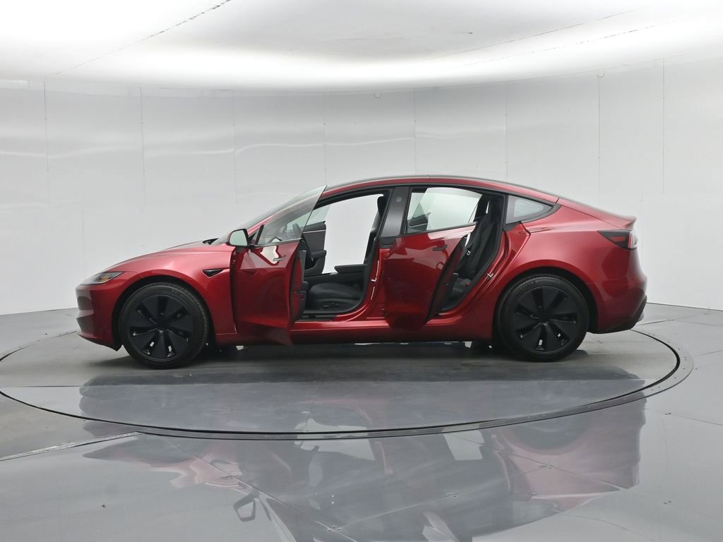 Used 2025 Tesla Model 3 Long Range image 32
