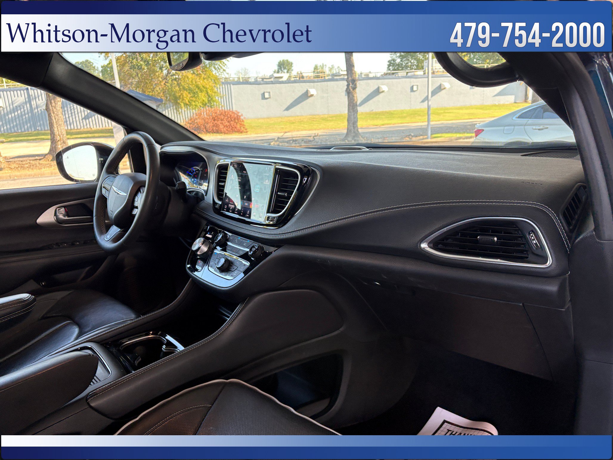 Used 2024 Chrysler Pacifica Premium FWD image 42