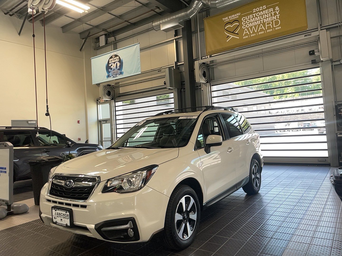 Used 2018 Subaru Forester 2.5i Limited AWD/4WD image 3