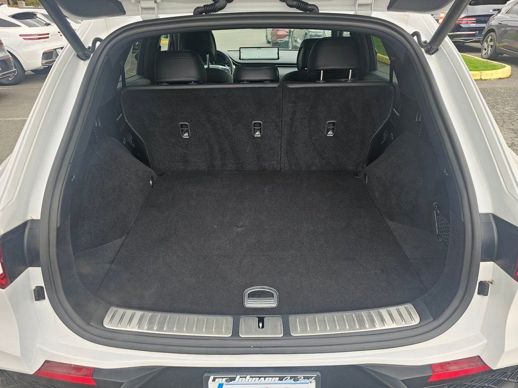Certified 2025 Genesis GV70 3.5T Sport image 24