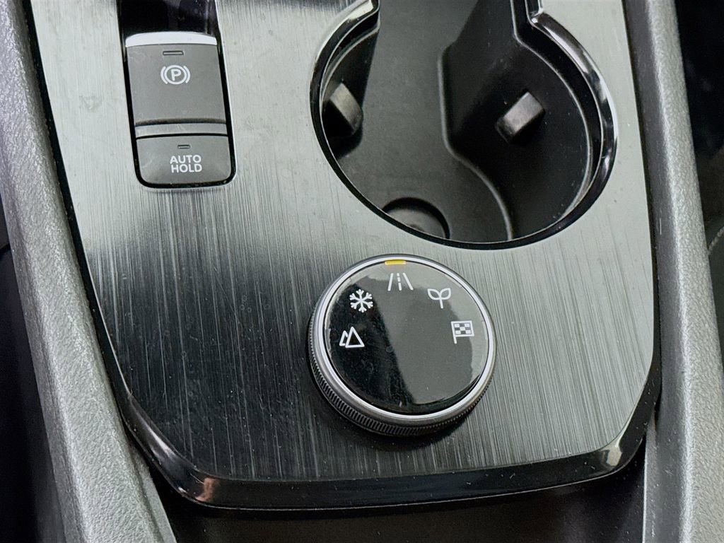 Used 2021 Nissan Rogue S AWD/4WD image 10