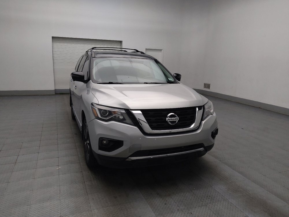 Used 2020 Nissan Pathfinder Platinum image 14