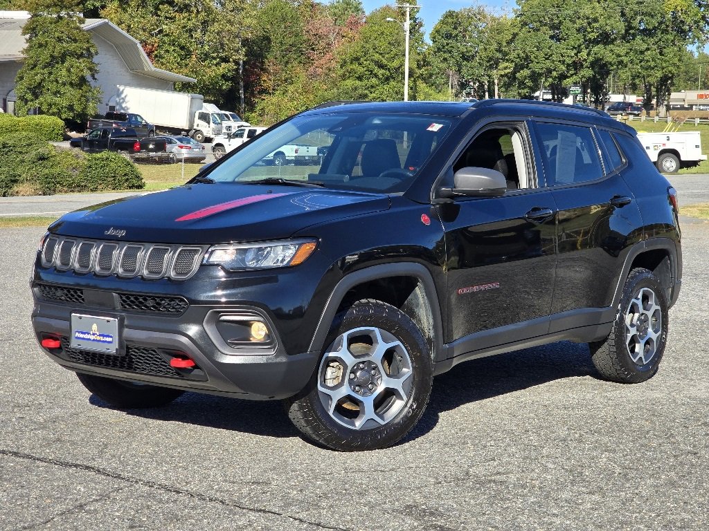 Used 2022 Jeep Compass Trailhawk w/ Sun and Sound Group video 2