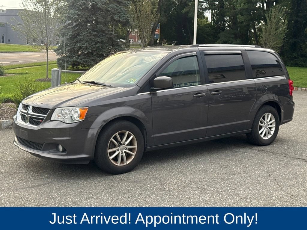 Used 2019 Dodge Grand Caravan SXT FWD image 3