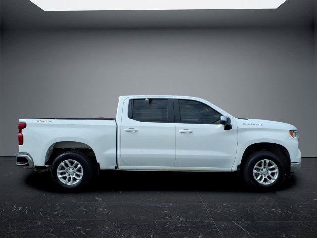 Used 2024 Chevrolet Silverado 1500 LT AWD/4WD image 2