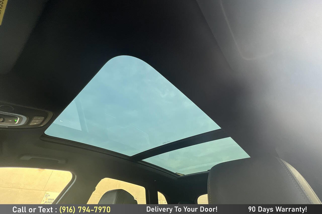 Used 2019 Audi SQ5 Prestige w/ Prestige Package AWD/4WD image 25