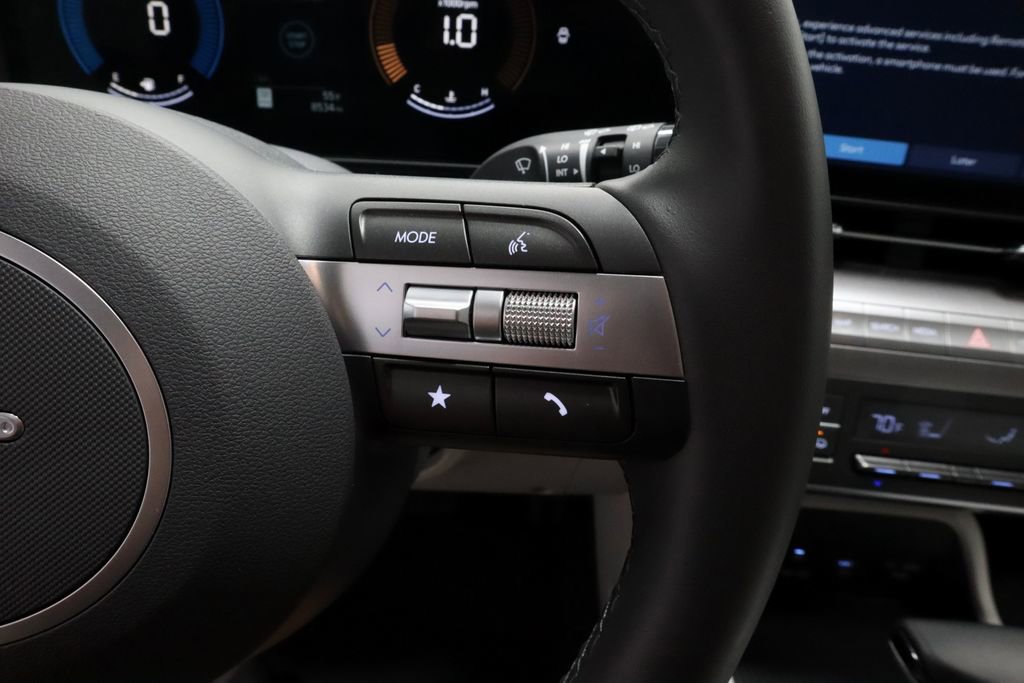 Used 2025 Hyundai Kona SEL FWD image 26
