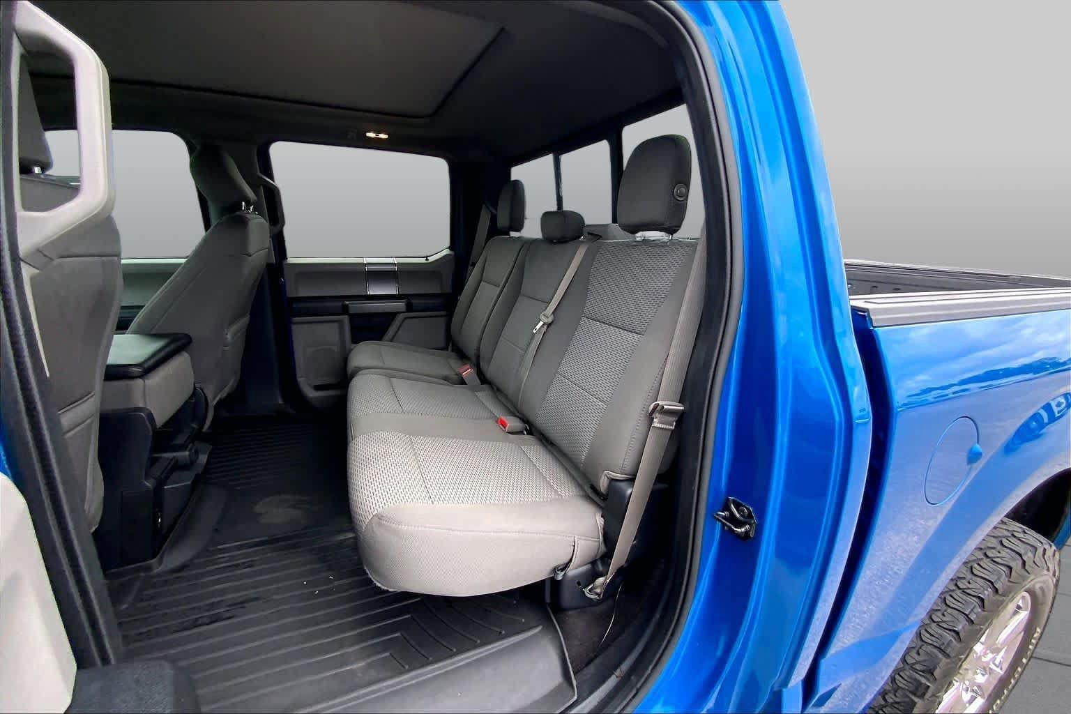 Used 2019 Ford F150 XLT w/ Equipment Group 302A Luxury AWD/4WD image 21