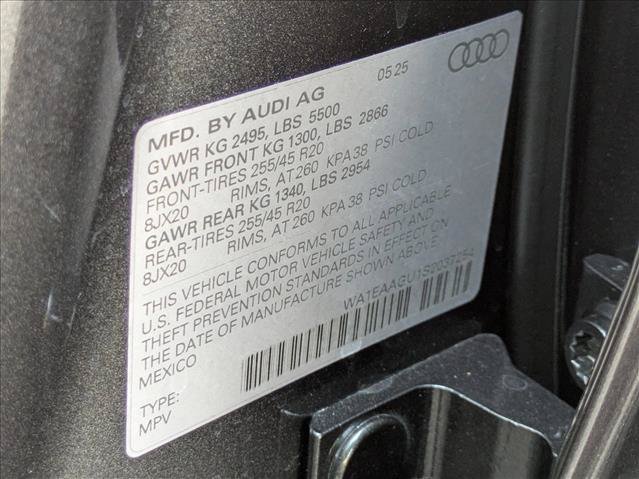 Used 2025 Audi Q5 Premium Plus w/ Premium Plus AWD/4WD image 21