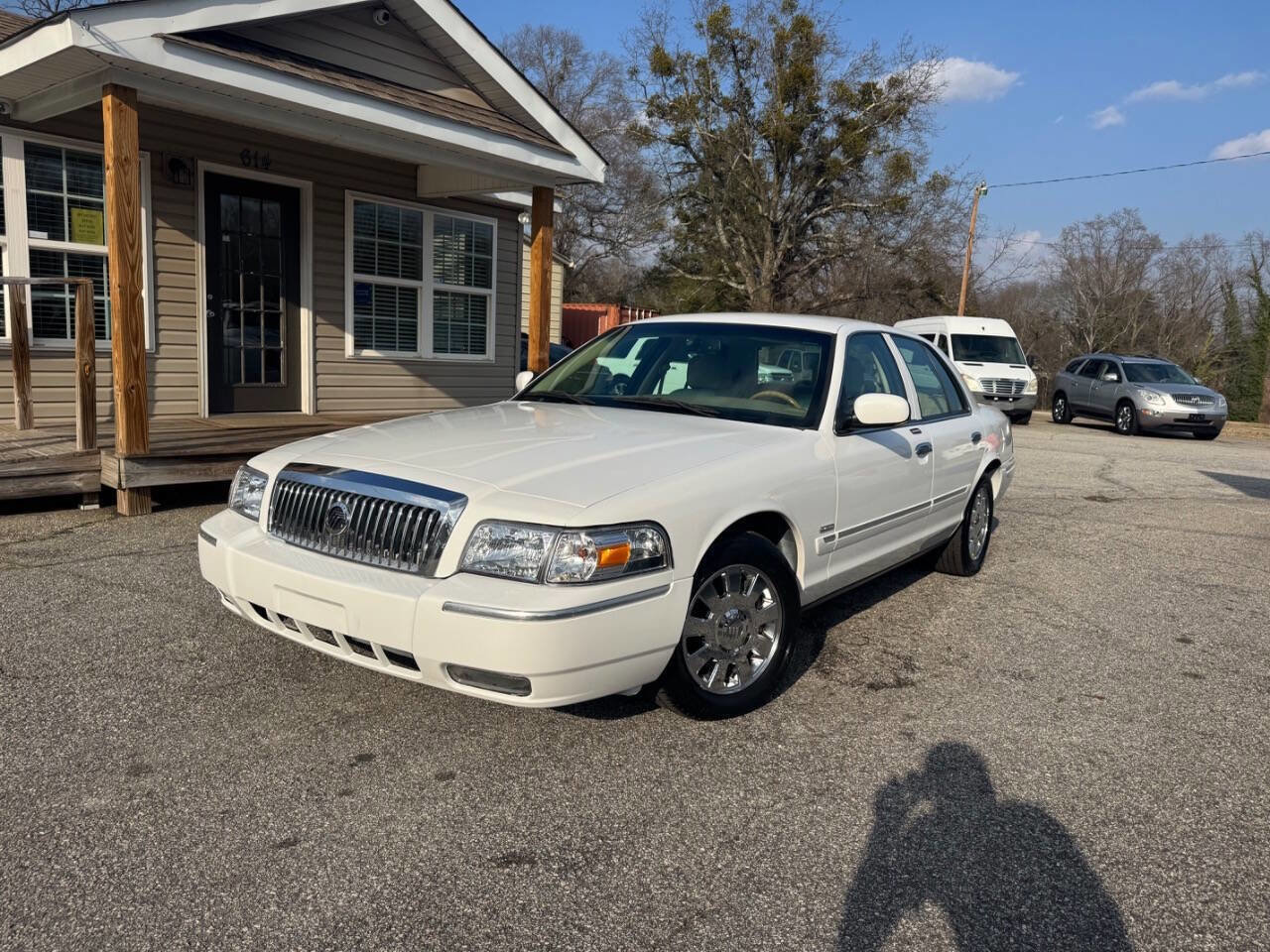 Used 2006 Mercury Grand Marquis LS image 2