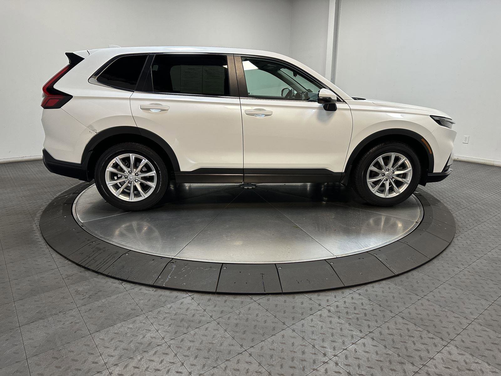 Used 2024 Honda CR-V EX image 15