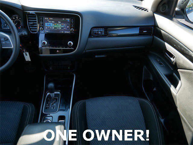 Used 2020 Mitsubishi Outlander ES image 12