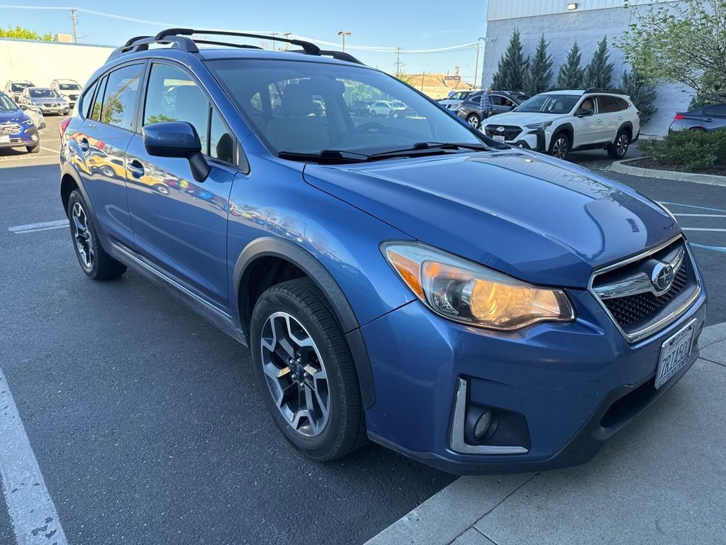 Used 2016 Subaru Crosstrek 2.0i Premium w/ Moonroof Package image 7