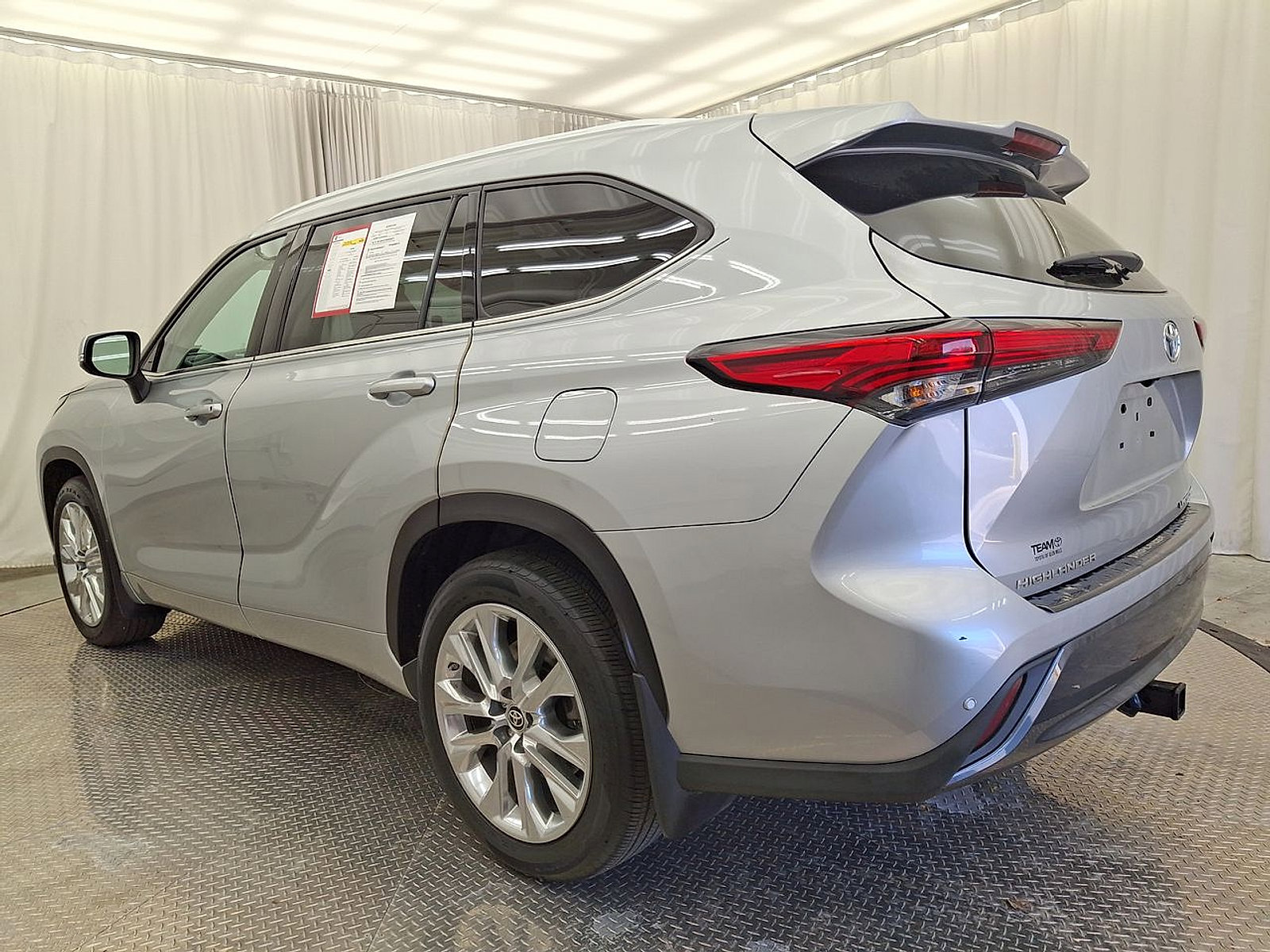 Certified 2021 Toyota Highlander Limited image 22