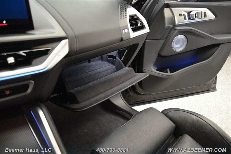 Used 2023 BMW XM AWD/4WD image 38