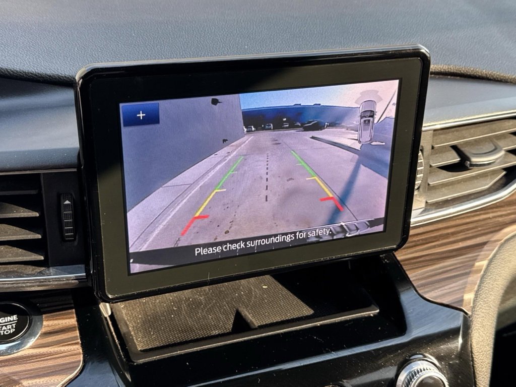 Used 2024 Ford Explorer Limited image 8