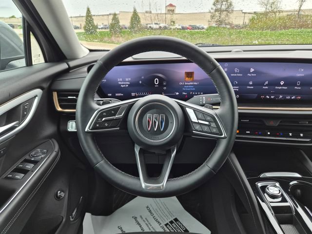 Used 2024 Buick Envision Avenir AWD/4WD image 21