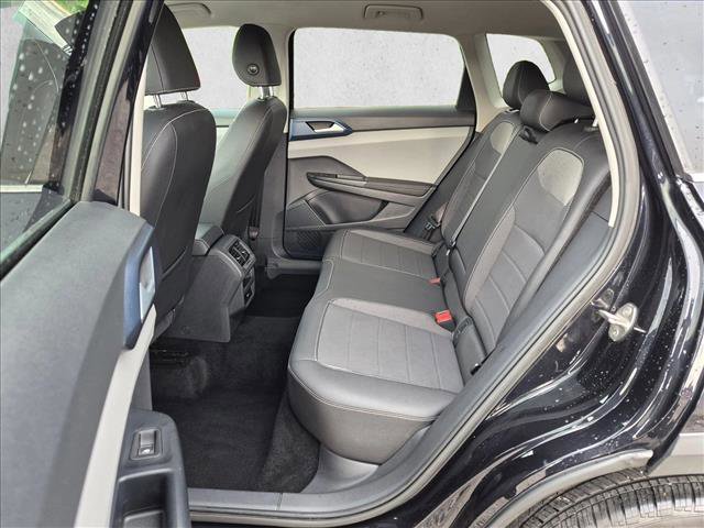 Used 2024 Volkswagen Taos SE FWD image 20