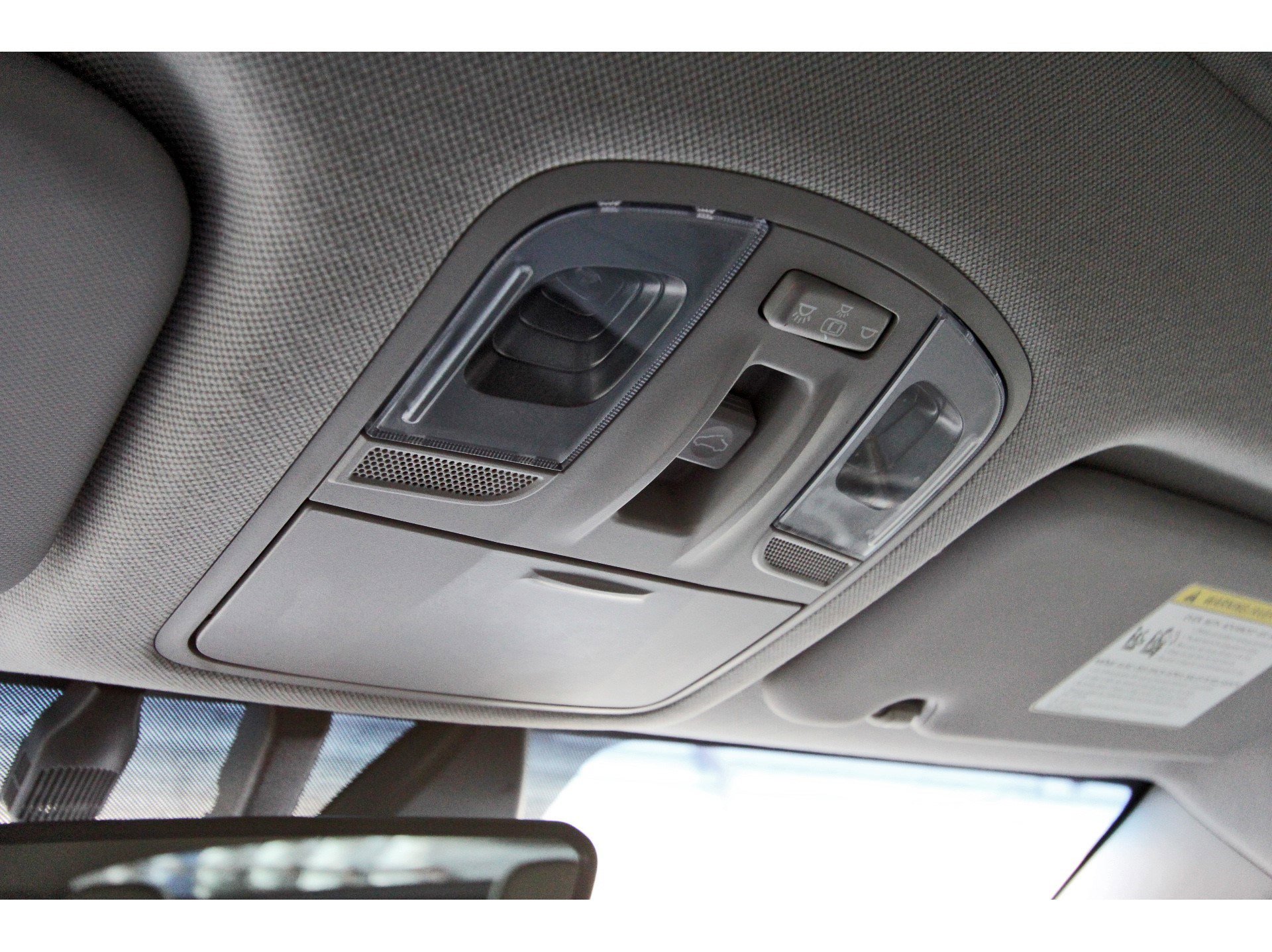 Used 2020 Hyundai Ioniq SEL image 25