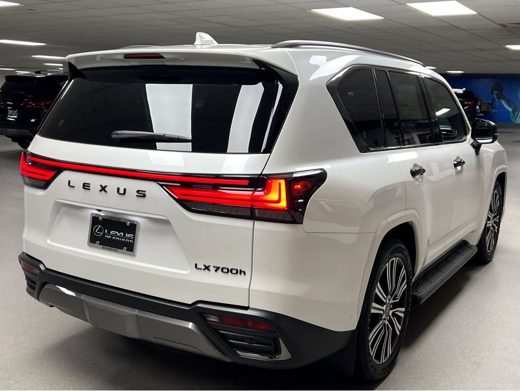 New 2026 Lexus LX 700h Luxury w/ Appearance Package AWD/4WD image 7